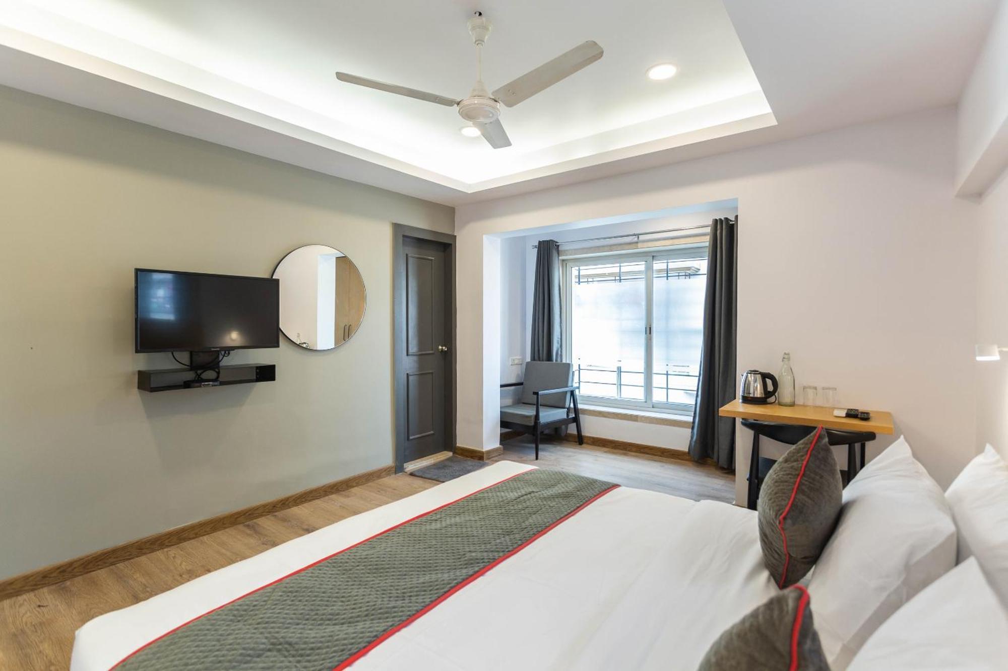 Super Townhouse Habitat New Town Rooms & Party Spaces Колката Екстериор снимка