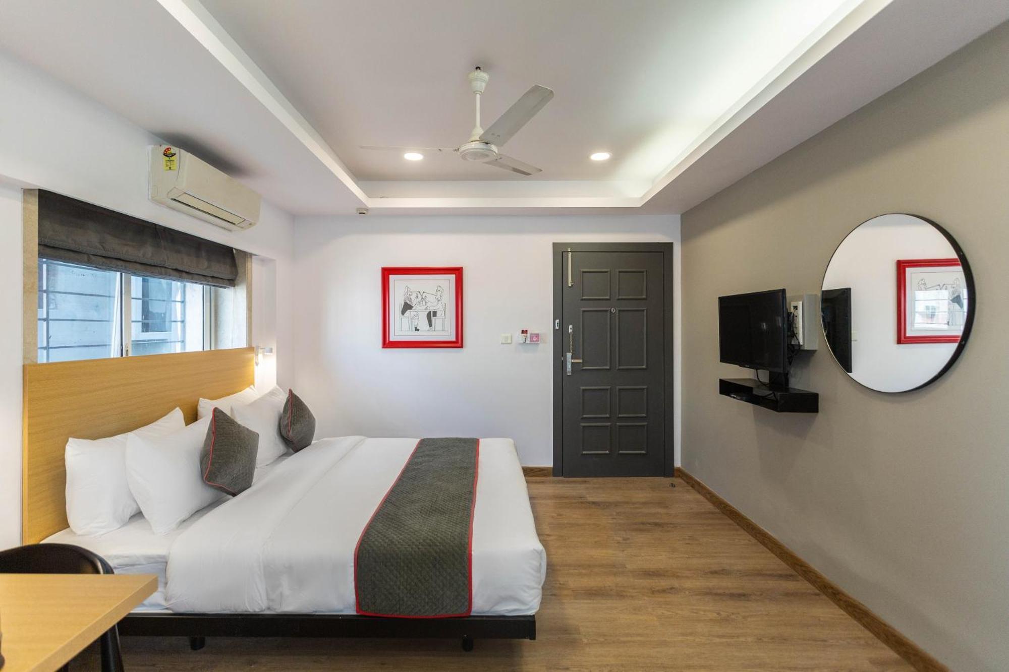 Super Townhouse Habitat New Town Rooms & Party Spaces Колката Екстериор снимка